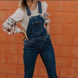NWT Levi’s Overalls Sz. S